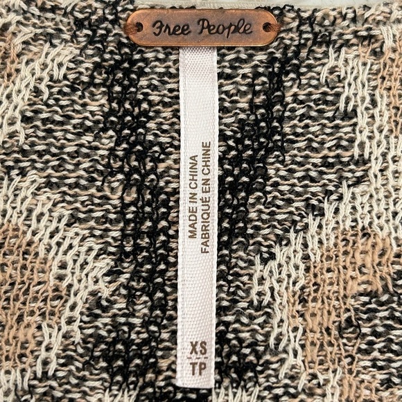 Free People Multi Tan Butterfly Kimono Knit Boho Cardigan Sweater Size XS - Picture 5 of 7